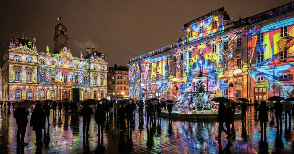 Lyon : les sorties incontournables du week-end — Fête des Lumières, braderie du cinéma et grands événements